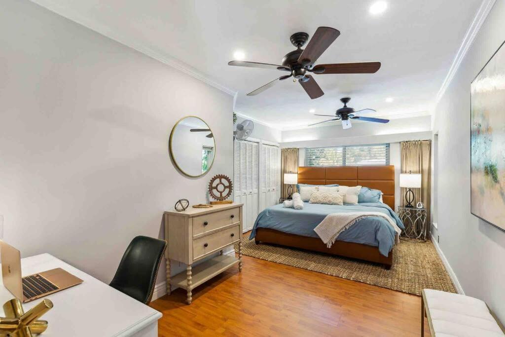 Private Oasis With Pool Near Beaches, Dining & Las Olas Форт-Лодердейл Экстерьер фото