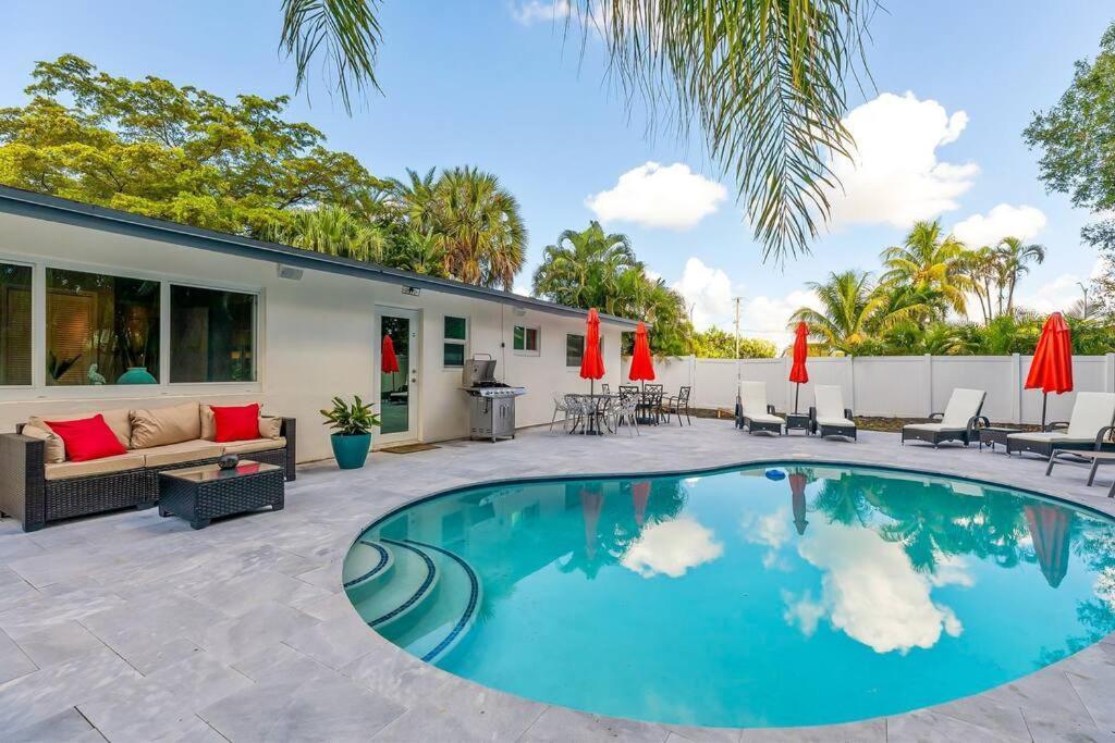 Private Oasis With Pool Near Beaches, Dining & Las Olas Форт-Лодердейл Экстерьер фото
