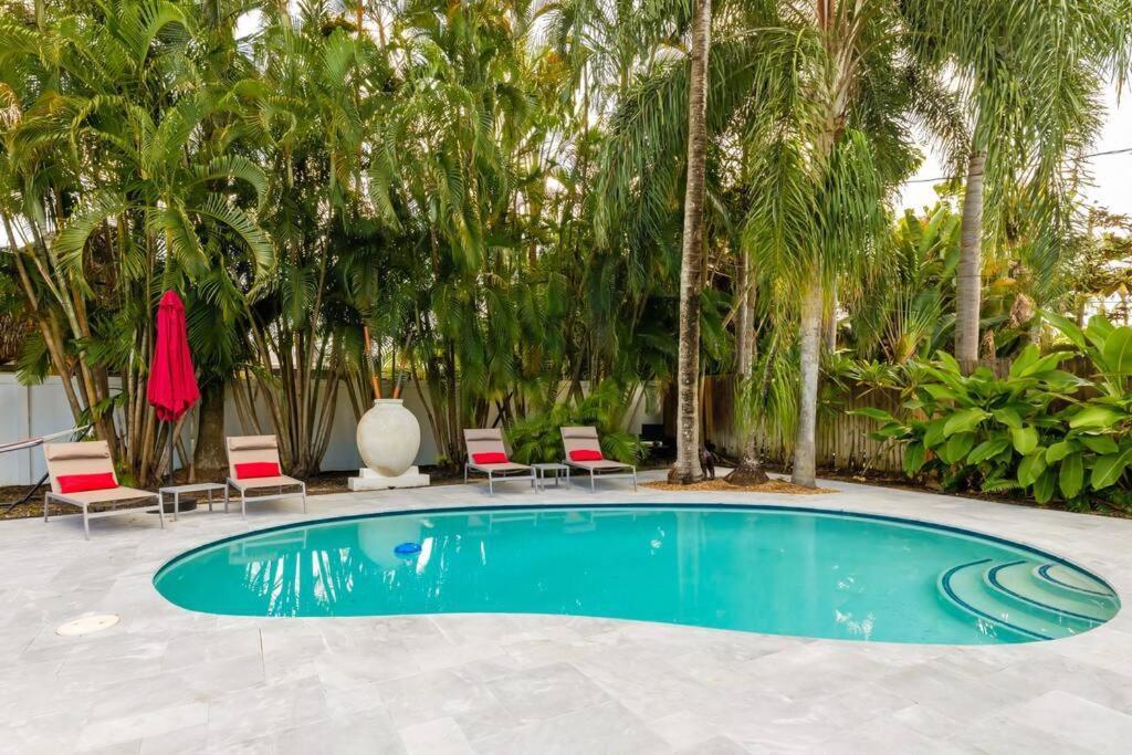 Private Oasis With Pool Near Beaches, Dining & Las Olas Форт-Лодердейл Экстерьер фото
