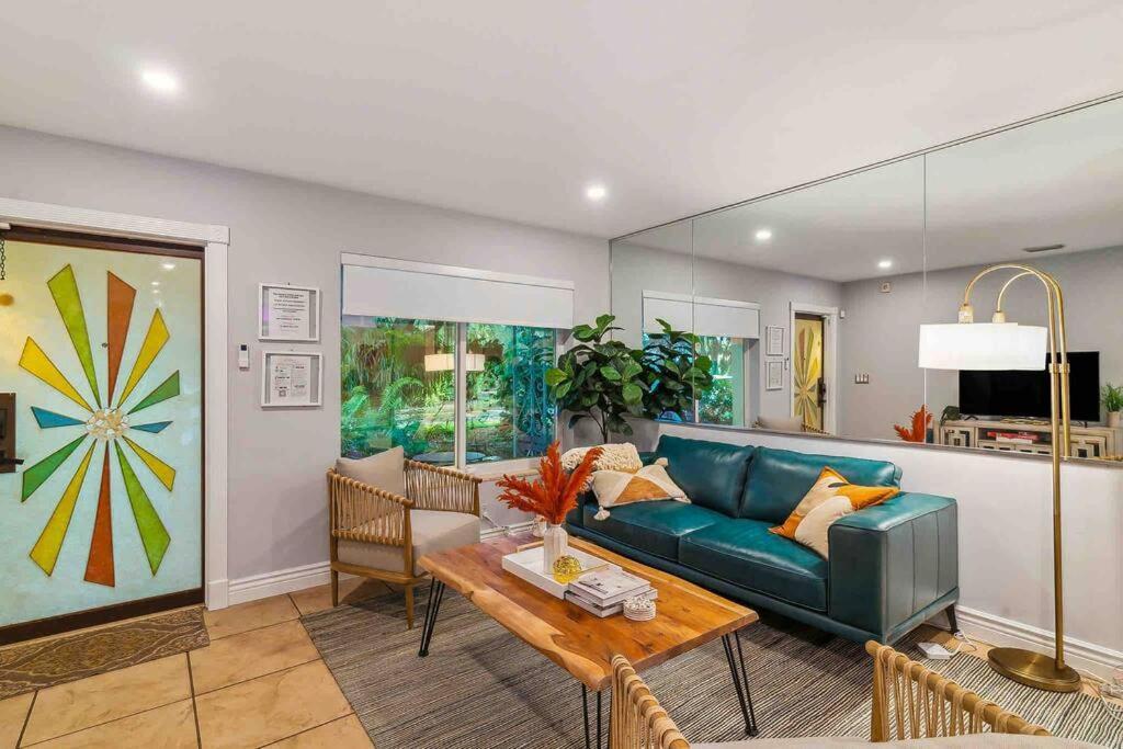 Private Oasis With Pool Near Beaches, Dining & Las Olas Форт-Лодердейл Экстерьер фото